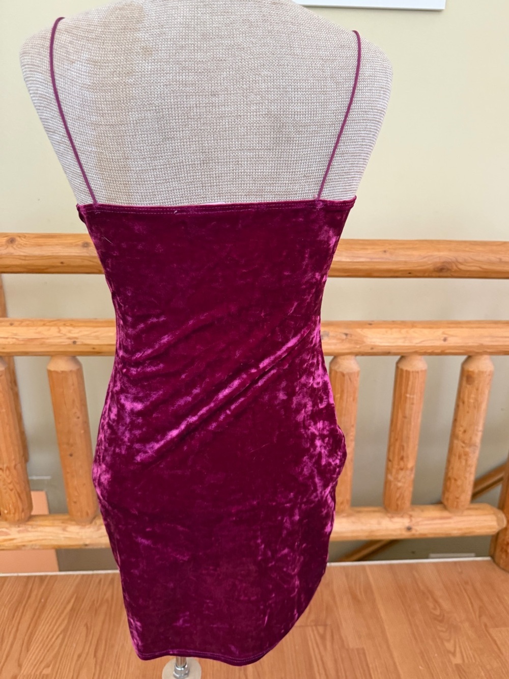 Urban Renewal Crushed Velvet Bodycon Mini Dress | Magenta | Small - Picture 6 of 9